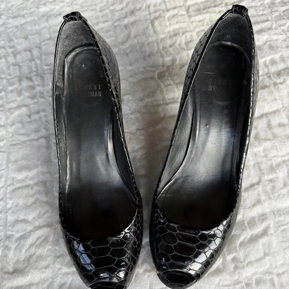 Stuart Weitzman Black Python Embossed Leather Peep Toe Heels 6.5